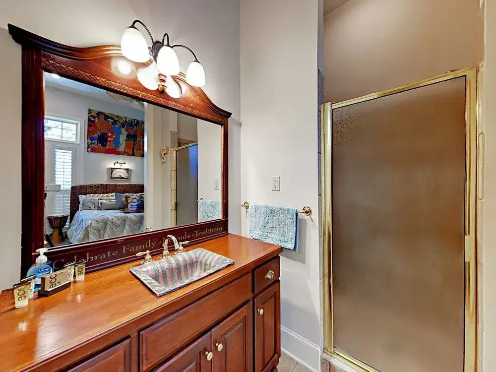 8 Mizzenmast Court Home 4 Bedrooms 4.5 Bathrooms Home