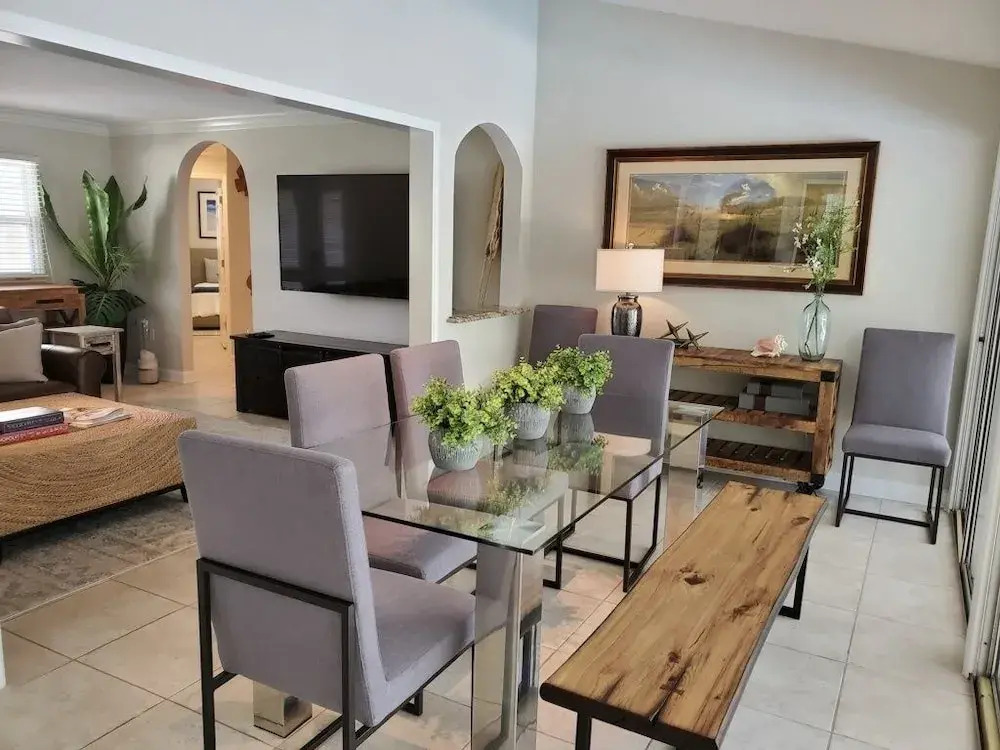Paradise Awaits - Wkly 3 Bedroom Home