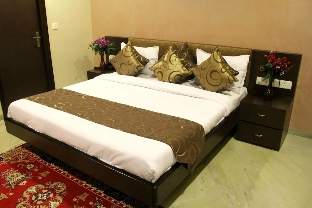 Royal View Hotel
