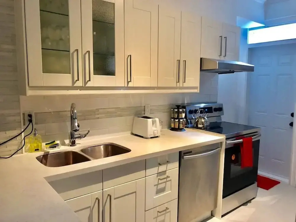 Newly Renovated Trendy Home with Private Terrace