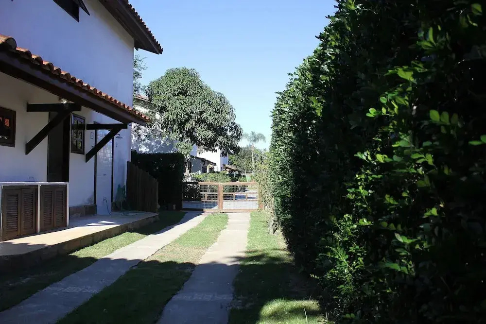Bz10 - Casa em Condomínio Clube a Passos da praia