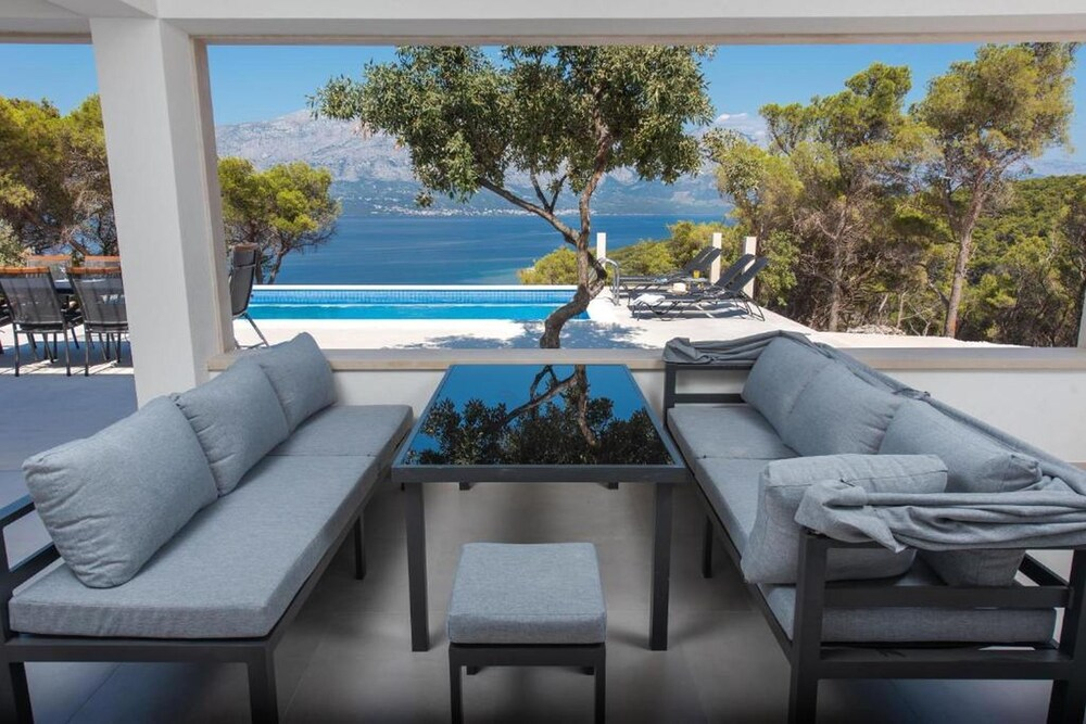 Villa Azure Bay