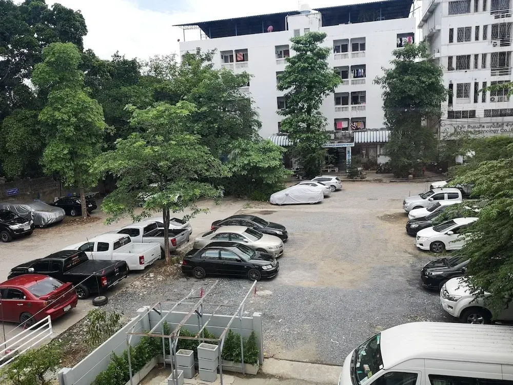 Napa Hostel Samrong Station