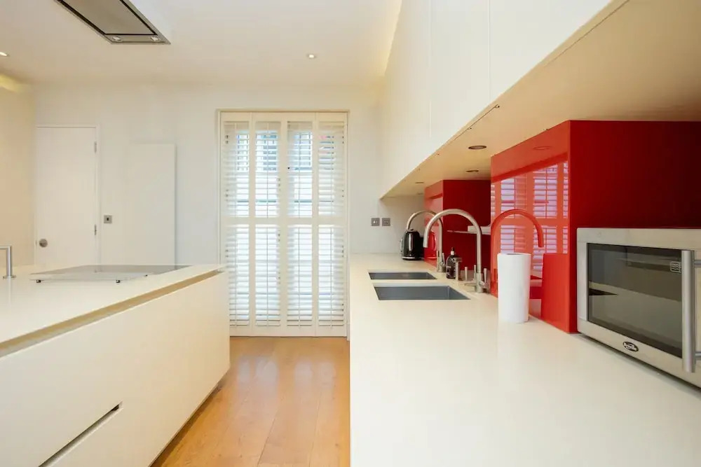 4 Bedroom House Next to Primrose Hill