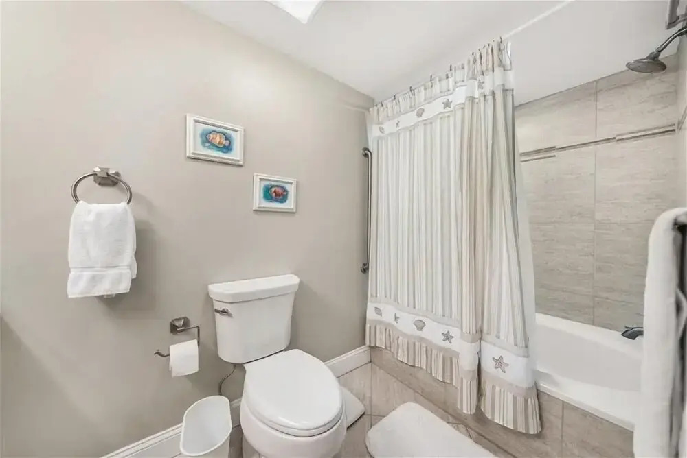 Sea Oats 142 2 Bedroom Home by RedAwning