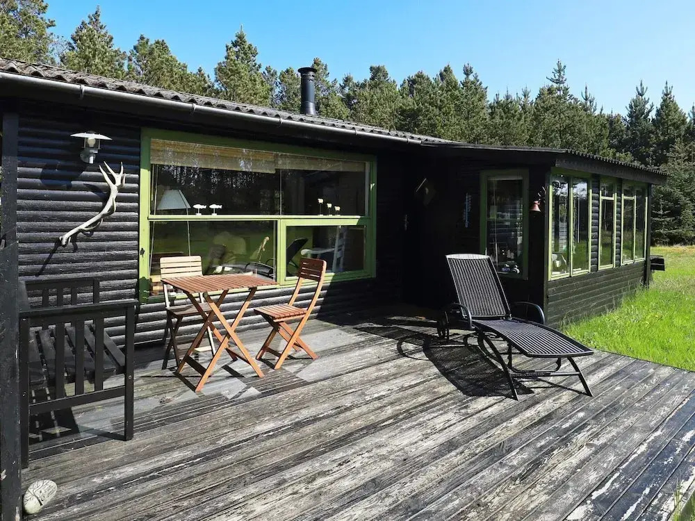 4 person holiday home in Oksbøl