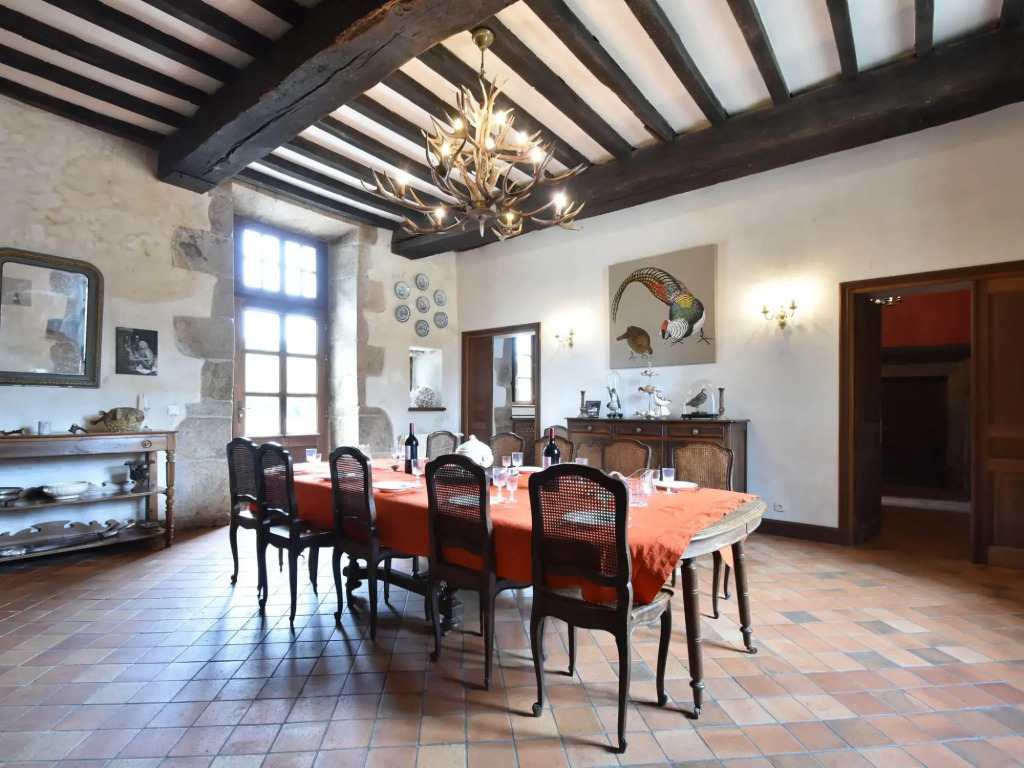 Lake Mansion in Plourin-lès-Morlaix