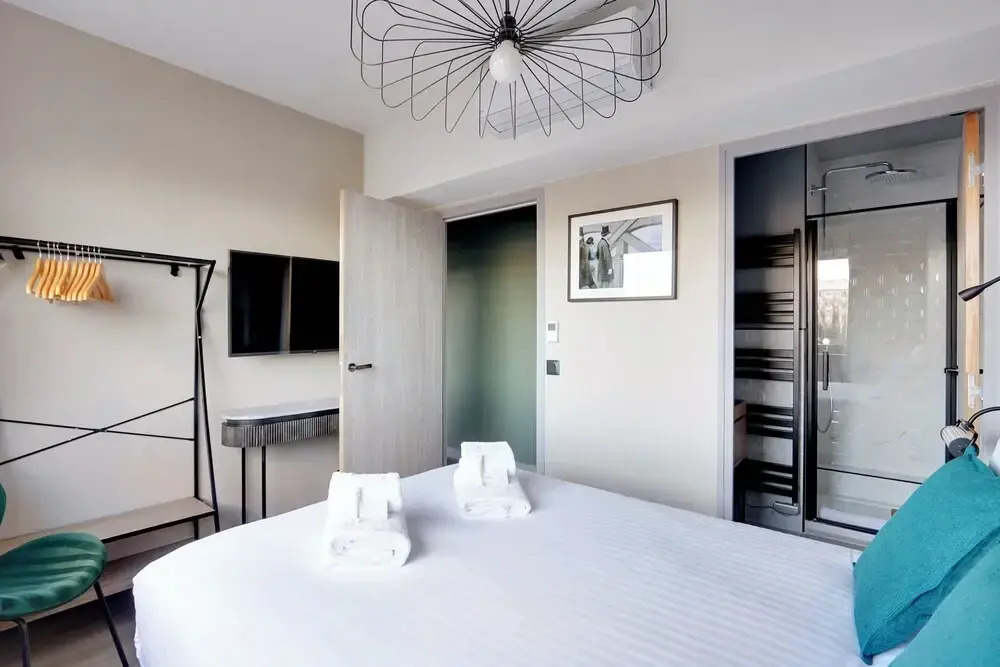 North Paris Suite