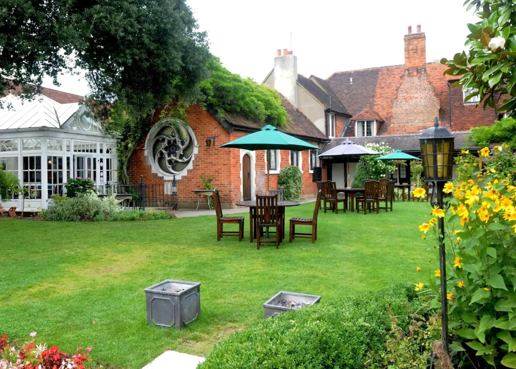Marygreen Manor