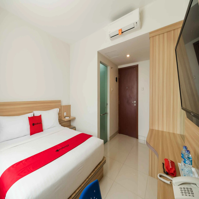 RedDoorz at Homestay Lotus 2 Pangkal Pinang