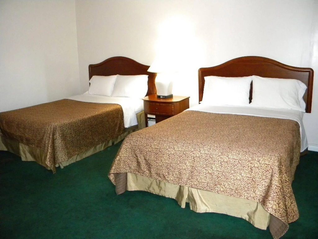 Fairway Inn by the Falls