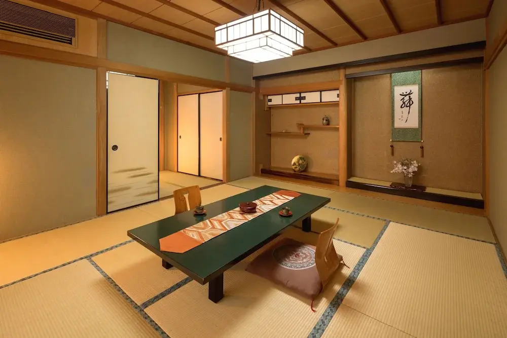 Yumoto Kobayashi