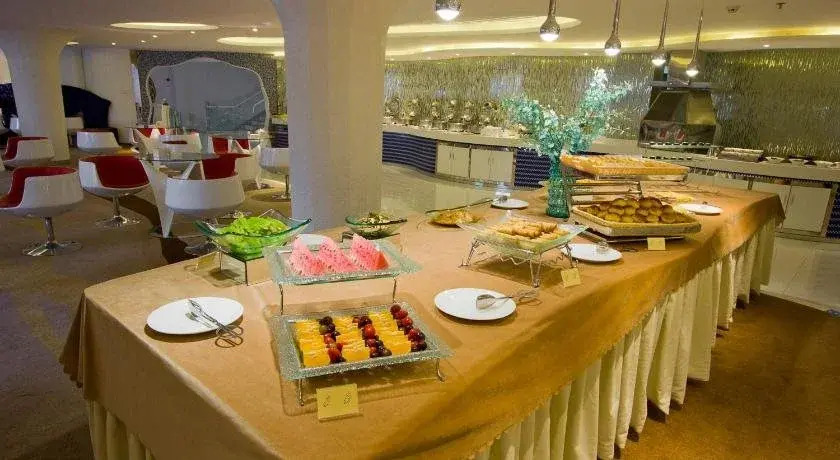 Lanmei Theme Hotel