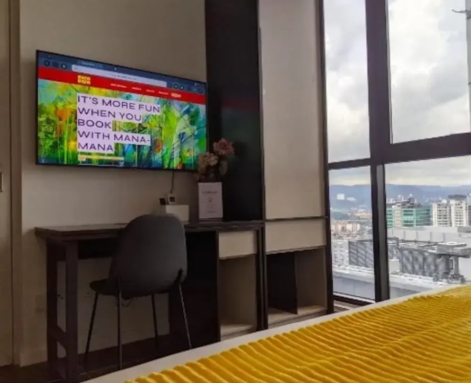 Scarletz Suites KLCC by KLIQ