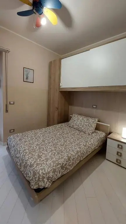 Redipuglia 76 a fianco a ospedale Gaslini