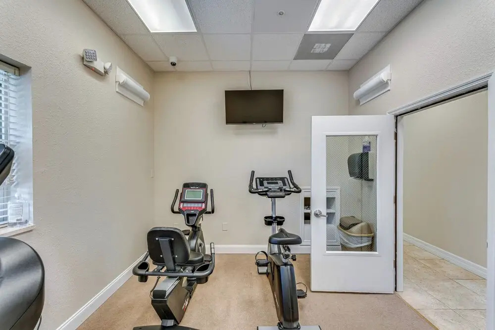 New Smyrna Beach Condo w/ Balcony & Ocean Walk