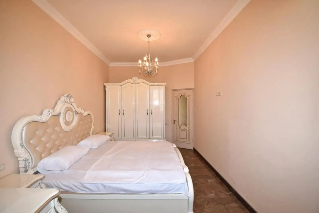 Teryan street, 4 bedrooms Luxury, Unique apartment TT888