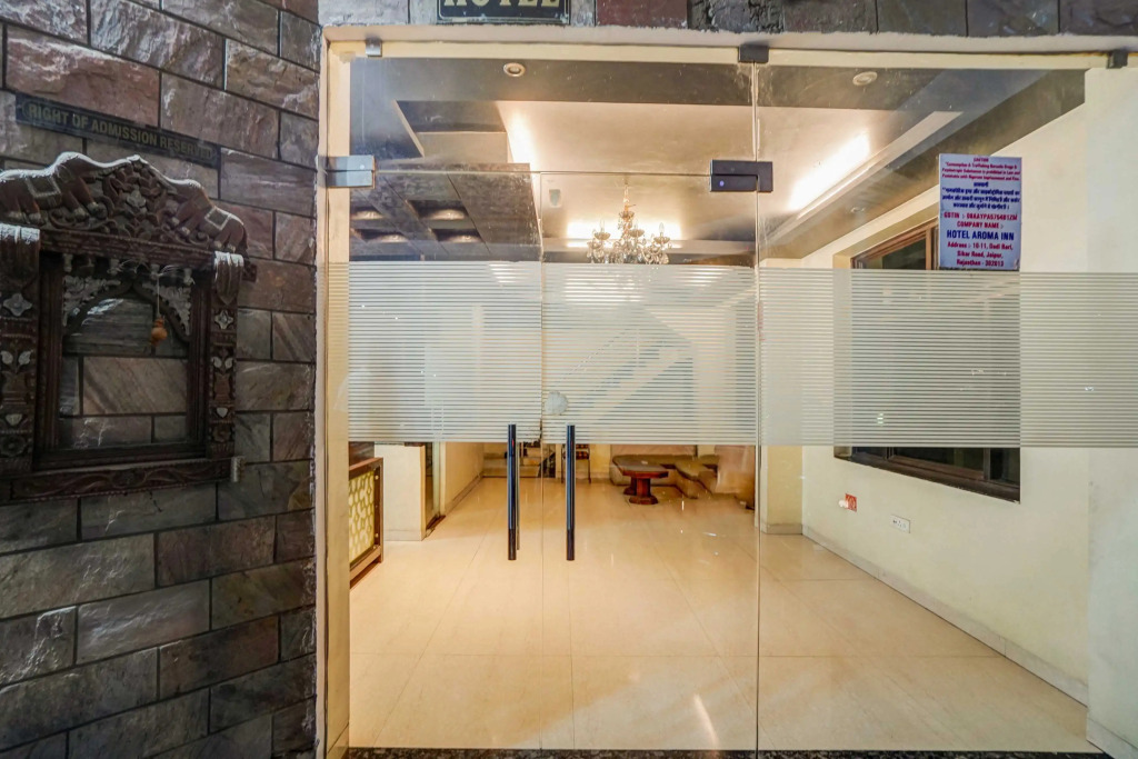 Townhouse Oak Sikar Road Jaipur