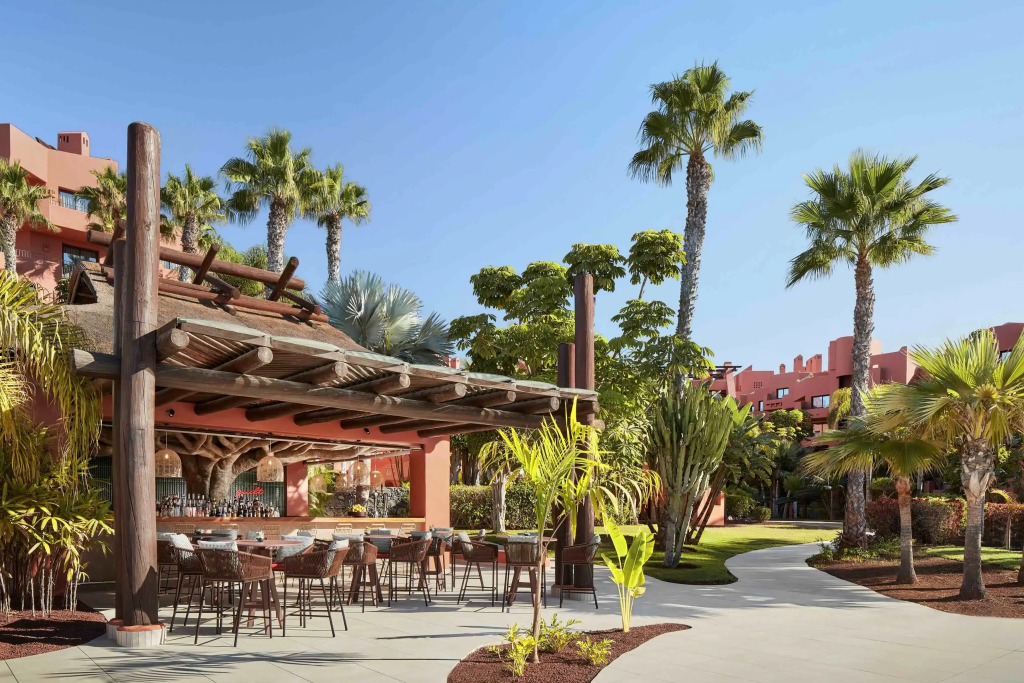 Курорт Tivoli la Caleta Resort