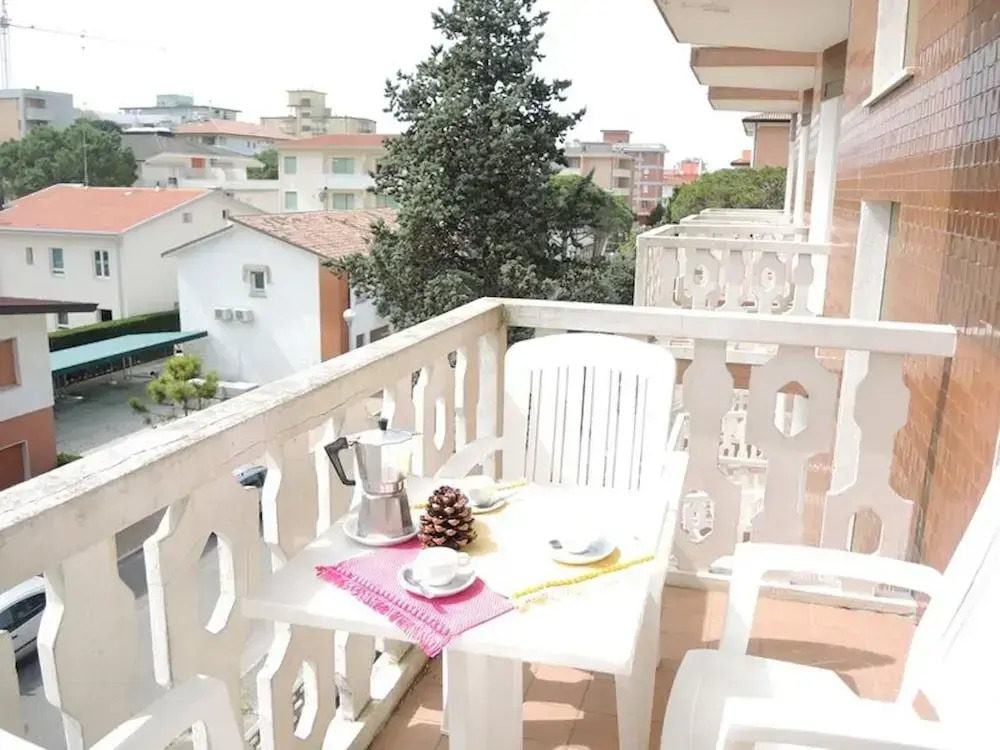 Cozy Flat Next to the sea in Bibione-beahost