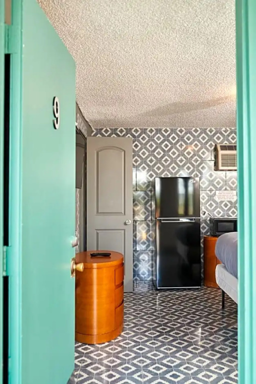 Carole Motel