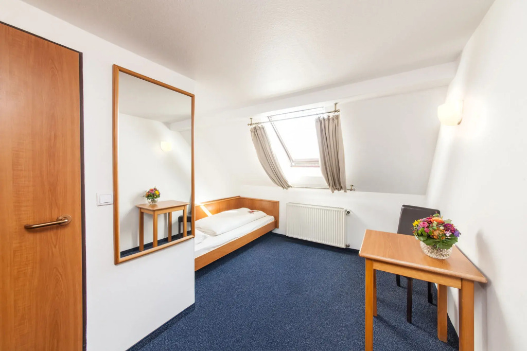 Antares Apartments