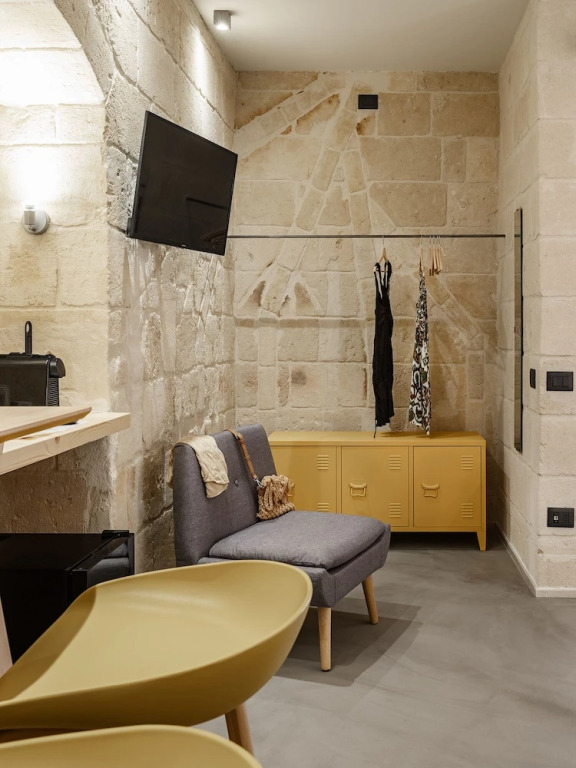 Hydria Rooms