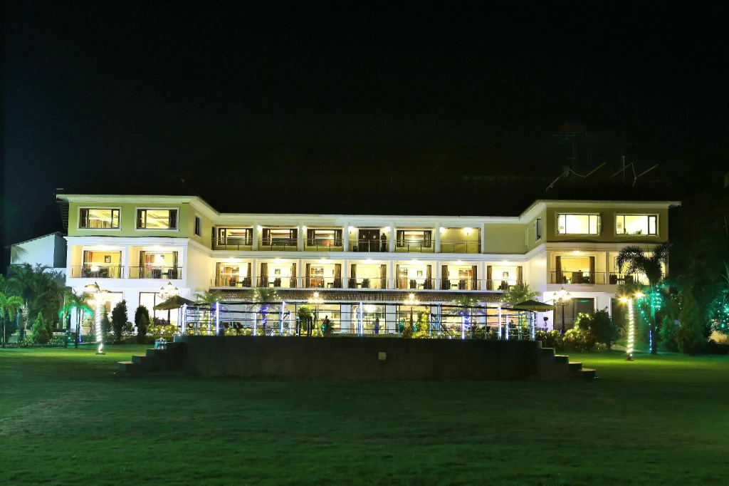 Lake Palace Trivandrum