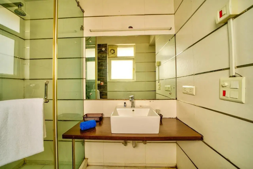 FabHotel Rivlet