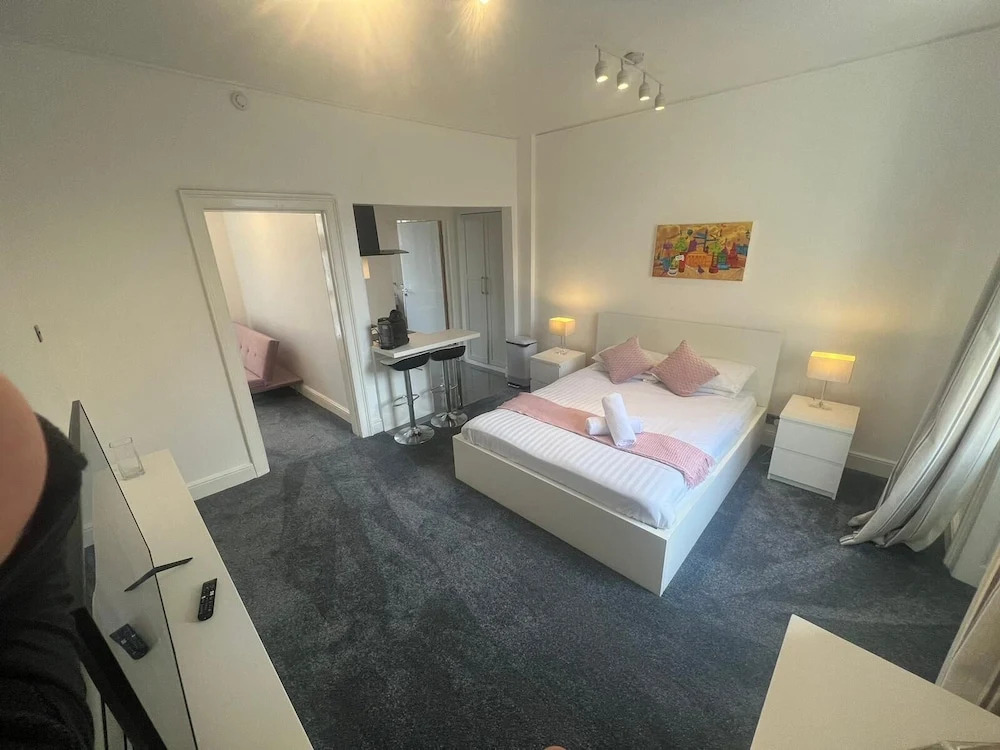 Sun Street Aparthotel
