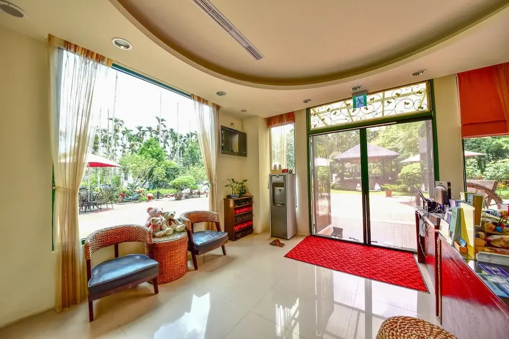 Yujue Holiday Villa