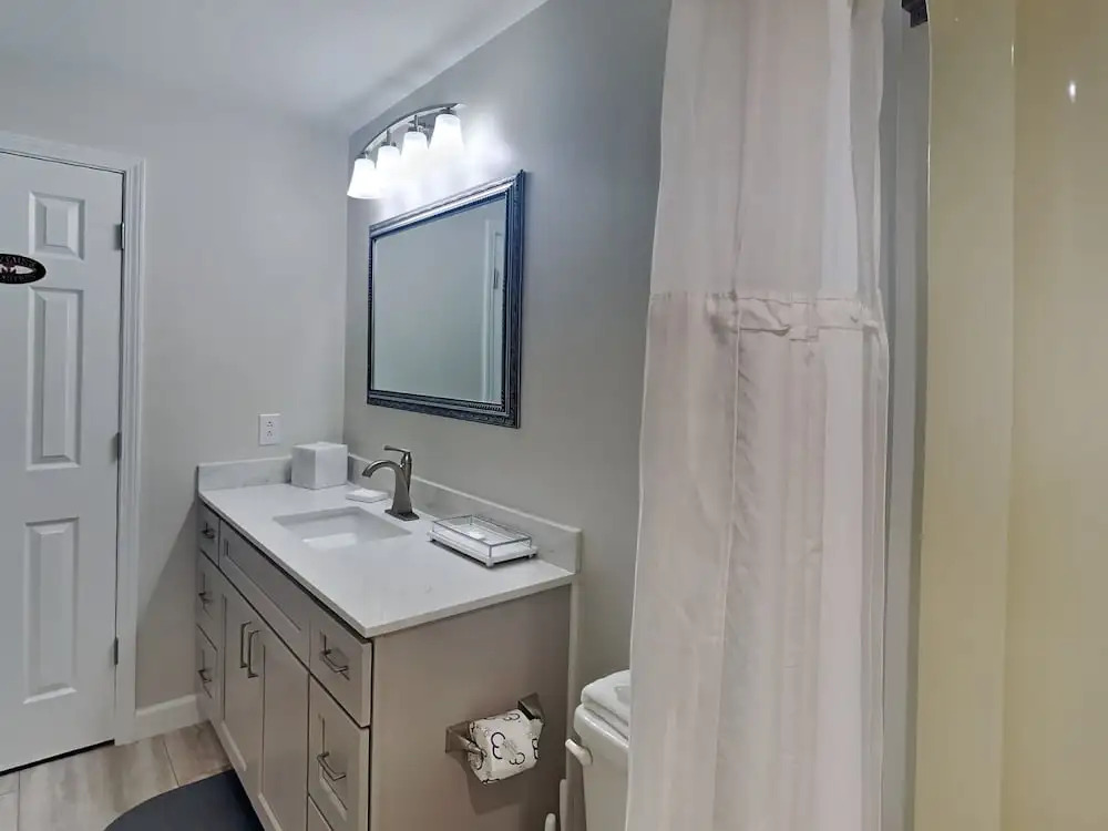 The Inn at St Thomas Inn Square 1311B - Panama City Paradise