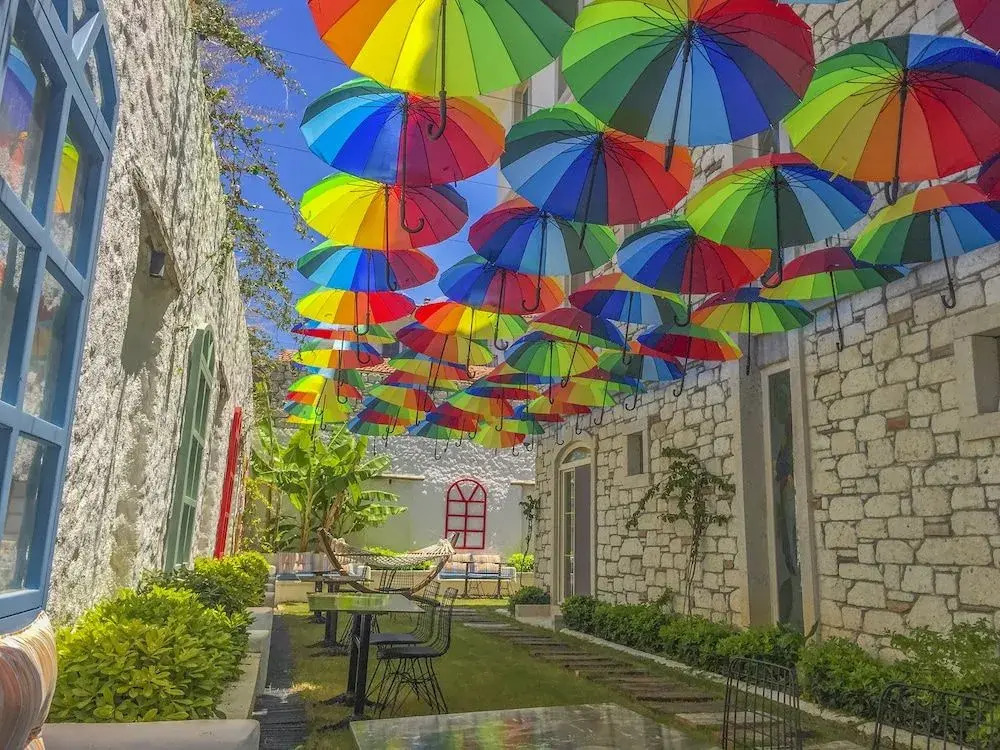 Aymesev Tas Otel