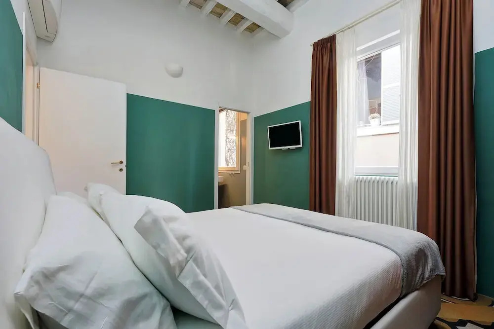 Trastevere Townhouse - My Extra Home