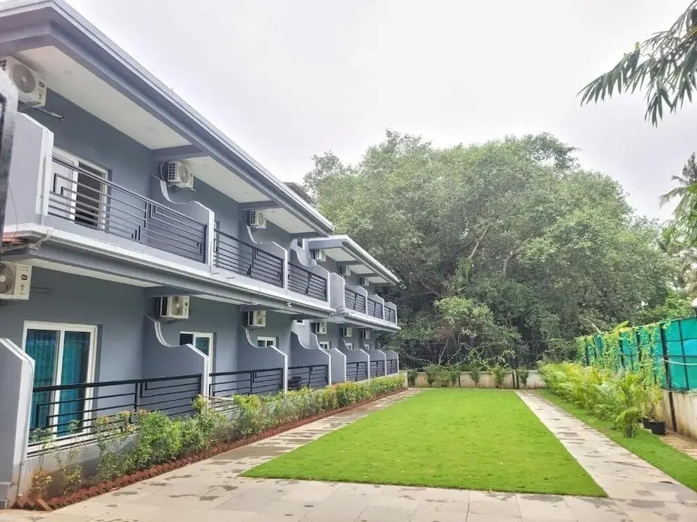 Agusto's Beach Stay