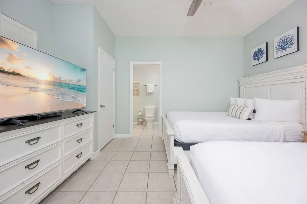 Phoenix East 2 2124 2 Bedroom Condo