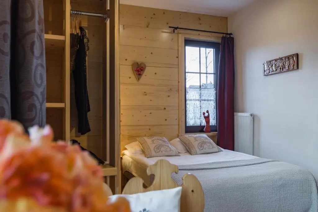 Pokoje i Apartamenty Centrum - Willa Bajeczka