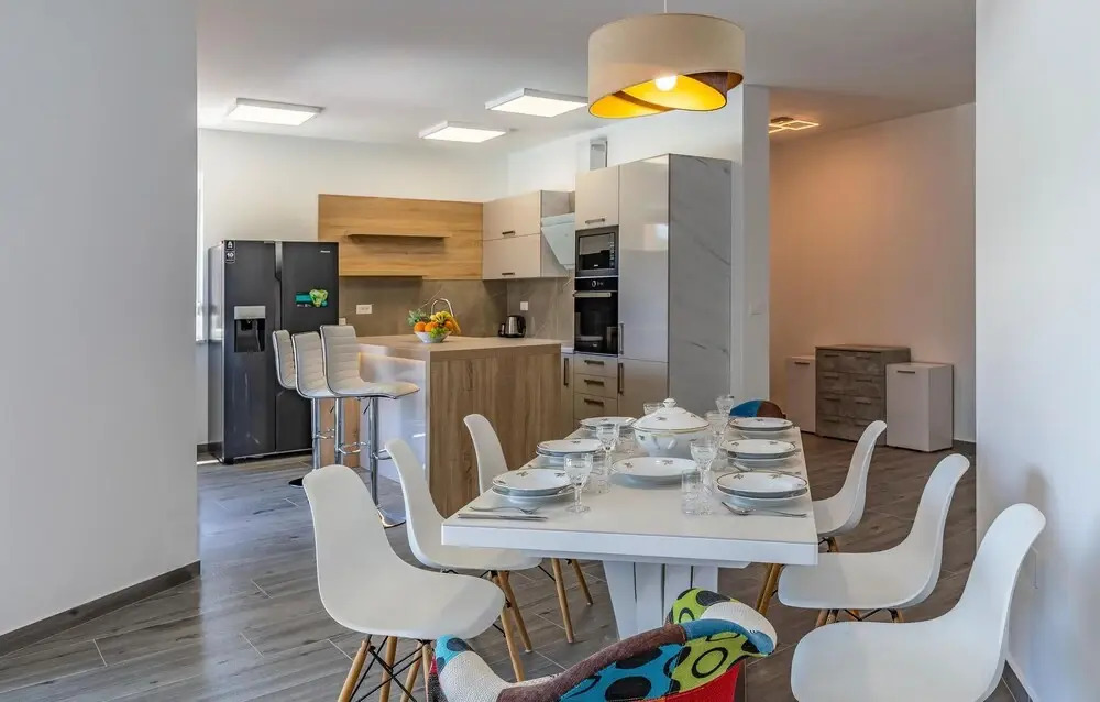 Awesome Home in Pula with Outdoor Swimming Pool, Hot Tub & 3 Bedrooms