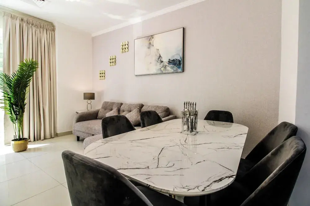 Spacious 1BR with Balcony in JLT