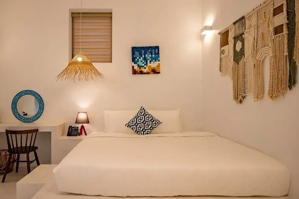 Happiness Hotel