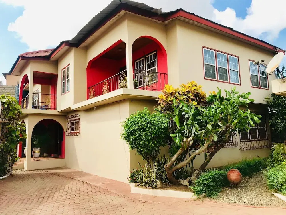 Atuu Hostel