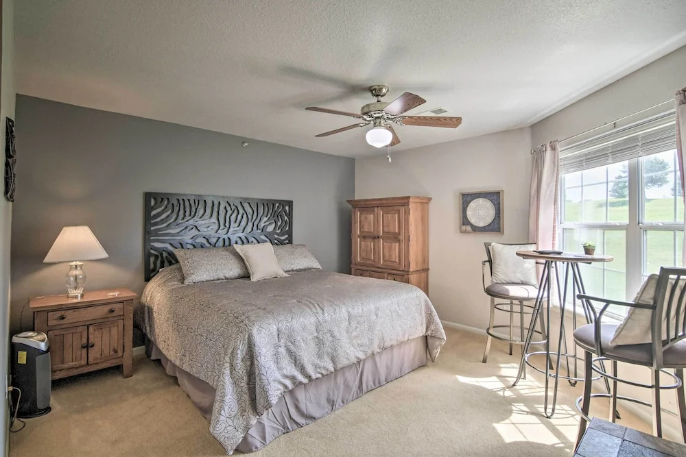 Holiday Hills Resort Condo w/ Hot Tub Access
