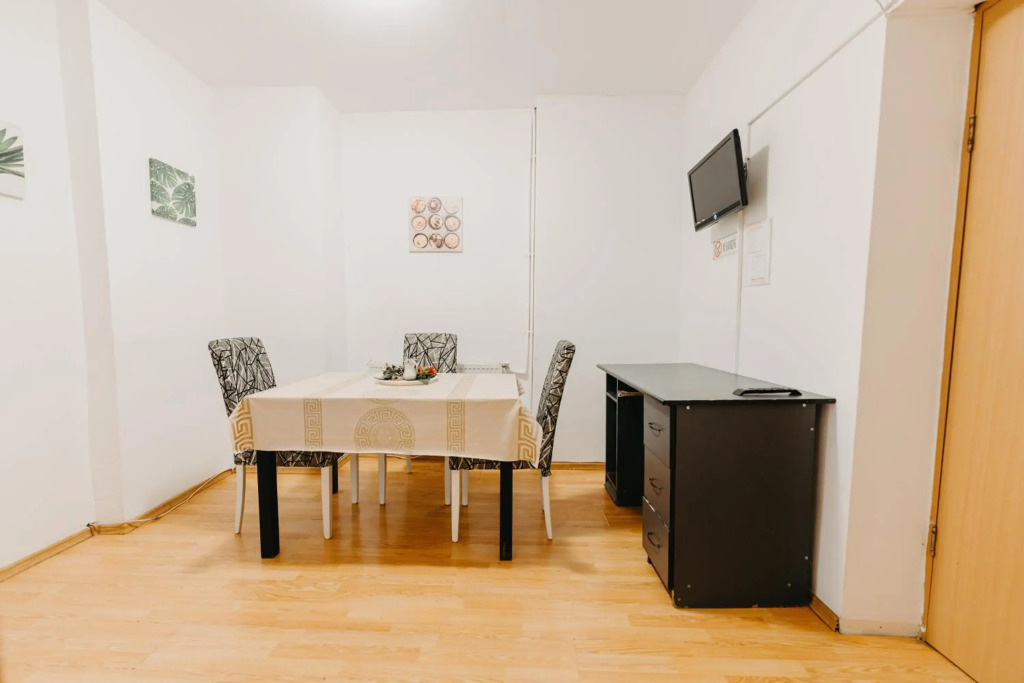 Apartament Piata Amzei 1 (17 B)