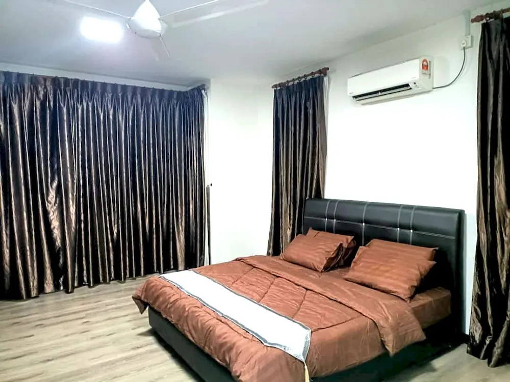 OYO HOME 90769 Flo Inn Homestay Bsi