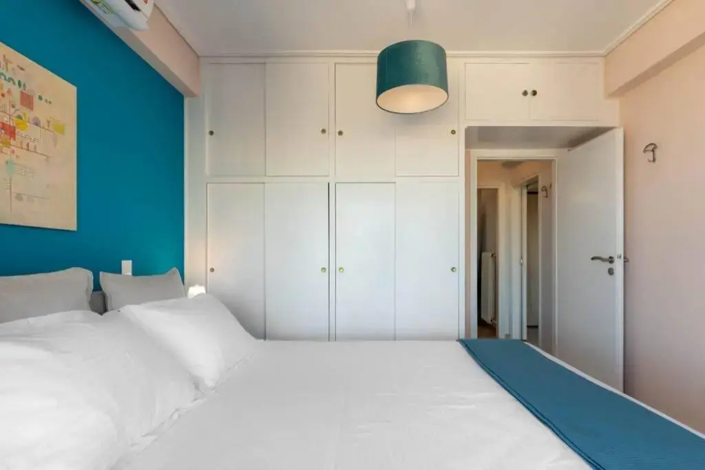 Four Seasons Sea View Apartment