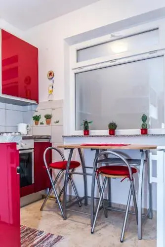 Apartment Flores