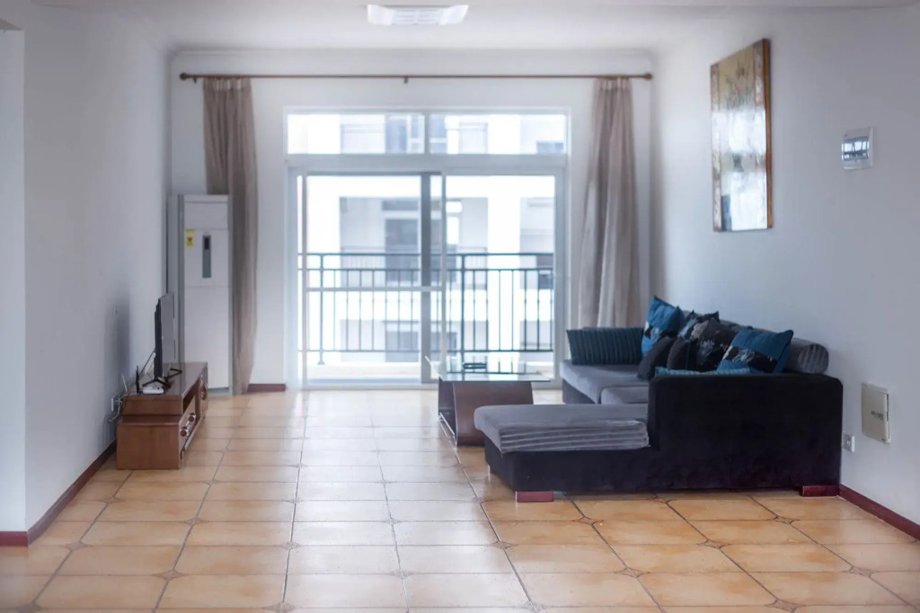 Chateau Towers Apartment