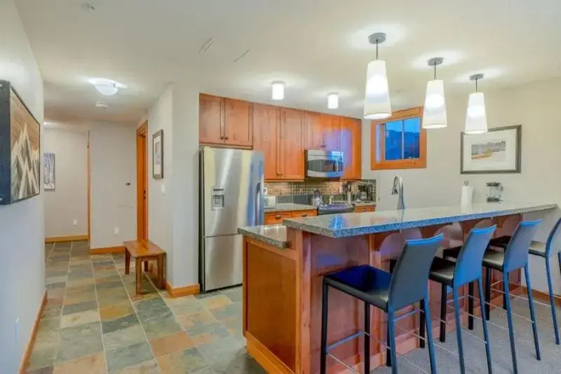 Luxury Ski in, Ski out 2 Bedroom Mountain Resort Vacation Rental in the Heart of Snowmass Base Village