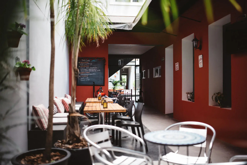 5411 Soho Hotel
