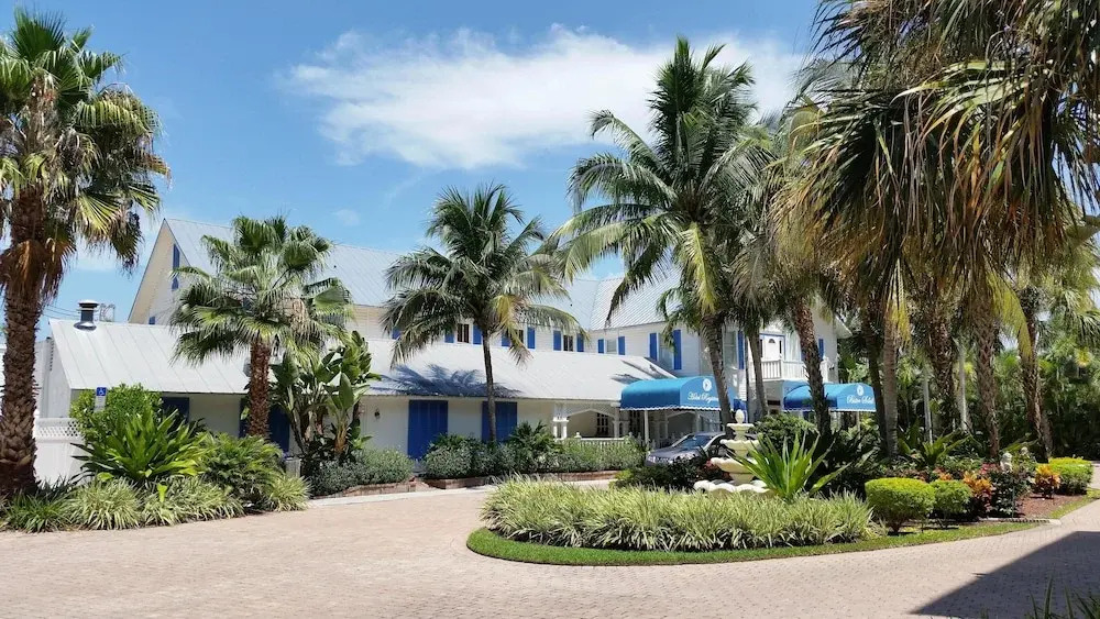 Olde Marco Inn